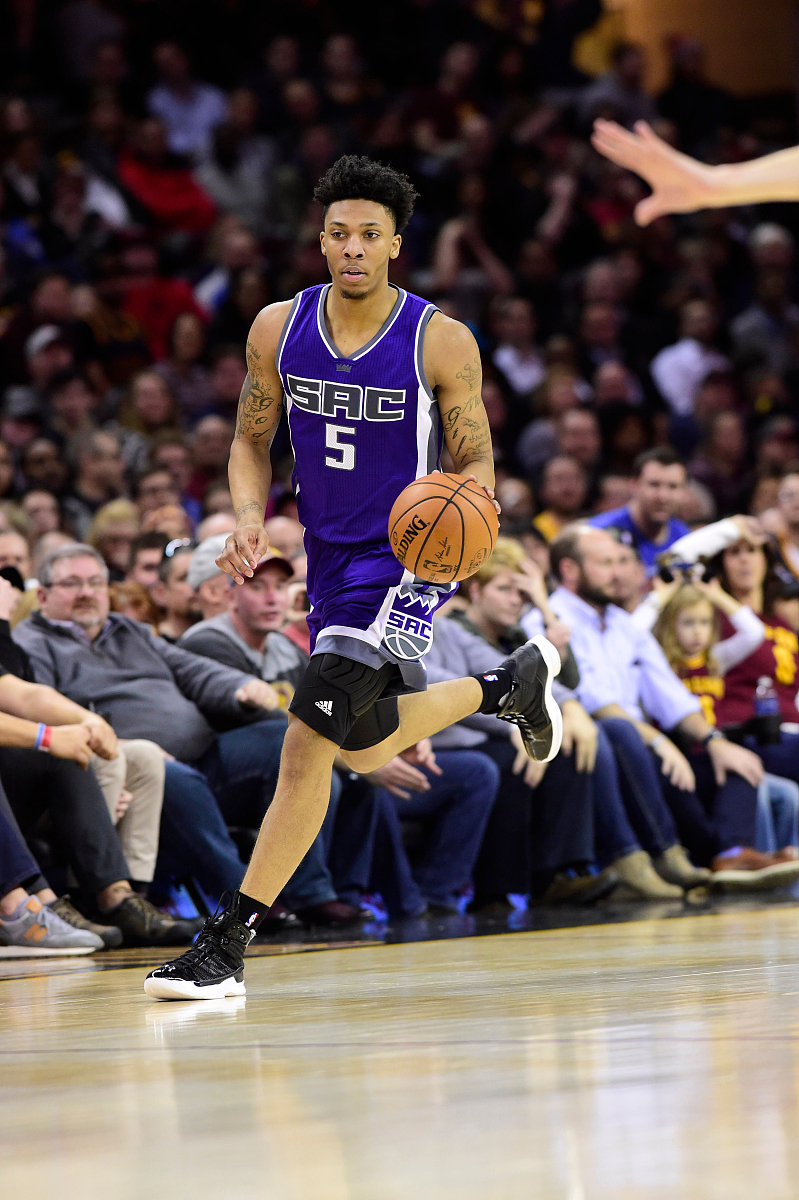 九游官网入口-犹他爵士迎NBA季后赛关键赛，今晨再遭质疑，态度坚定，球探报告显示潜力(伯德埃波要塞观众评分)